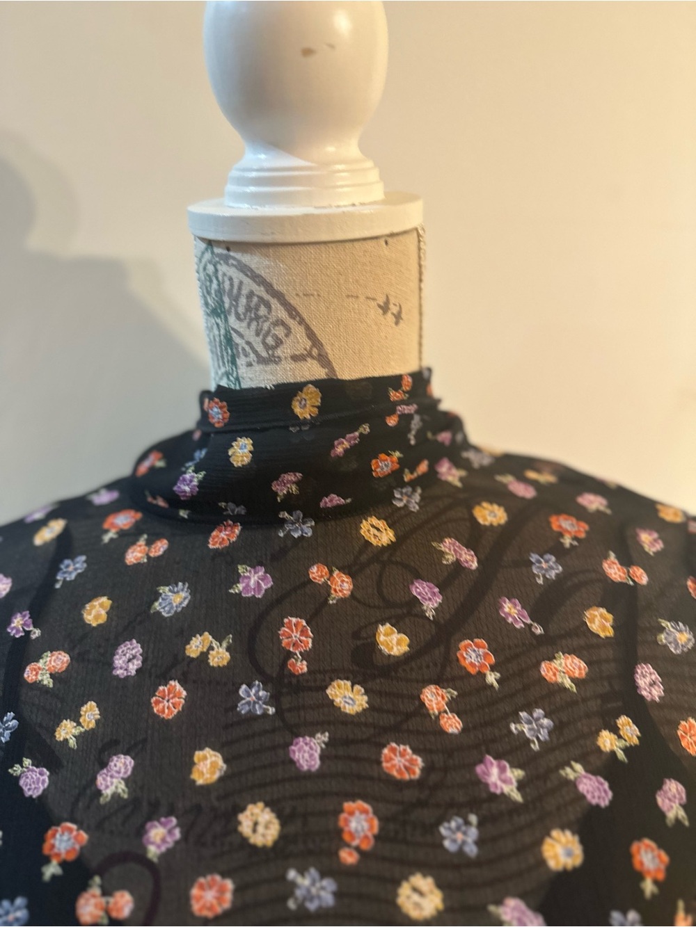 See By Chloe Black Floral High-Neck Sheer Blouse - Picture 5 of 16